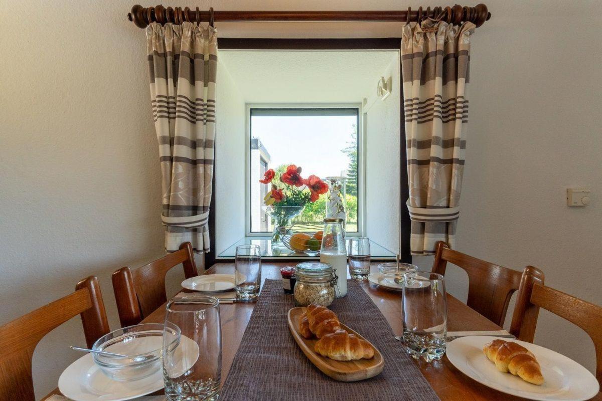 Am-Hohen-Ufer-Reetdach-Haus-Ocean-Breeze-136 Villa Grossenbrode Luaran gambar