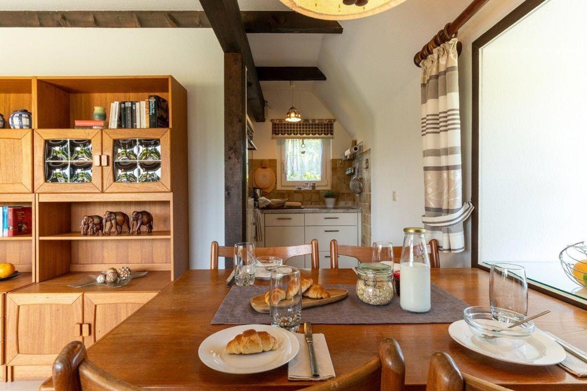 Am-Hohen-Ufer-Reetdach-Haus-Ocean-Breeze-136 Villa Grossenbrode Luaran gambar