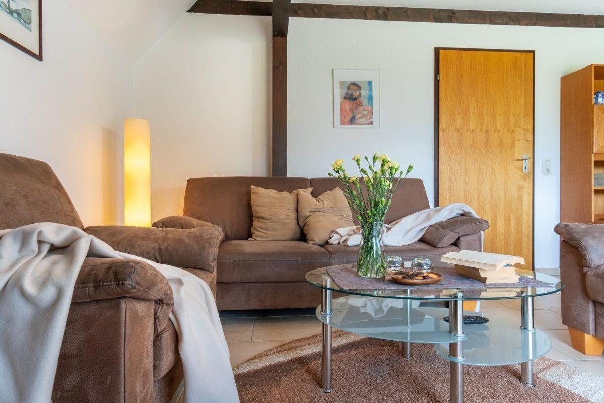 Am-Hohen-Ufer-Reetdach-Haus-Ocean-Breeze-136 Villa Grossenbrode Luaran gambar